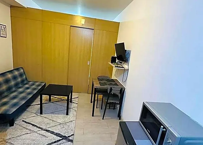 One Bedroom Near Bgc Sm Aura Market2x Mc Kinley *